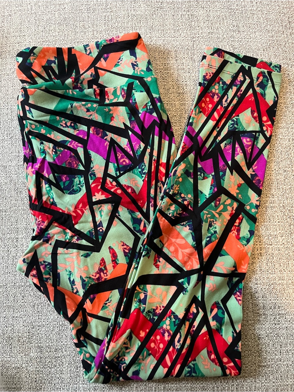 LuLaRoe TC Mint, Black, Purple & Orange Geometric Floral Leggings